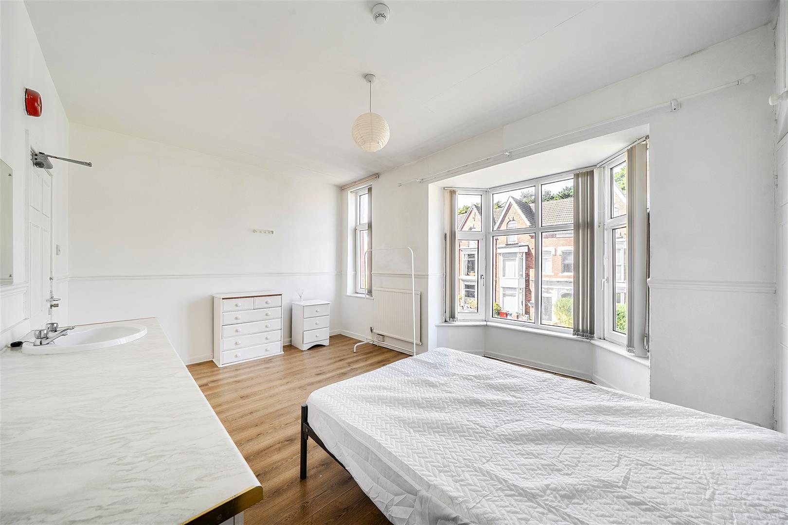Mirador Crescent, Uplands, Swansea, SA2 0QX
